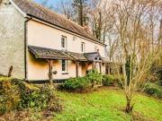 Cwrtnewydd, Llanybydder, 4 Bedroom Detached