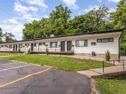 Cypress Gardens in Pleasant Ridge 2 Bedroom Apartment...
