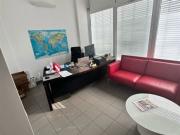 Gemütliches Büro im U6 Center Wien D02 ab sofort !