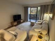 D13 Stylish 1 bedroom suite in the heart of Kitsilano