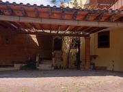 D Casa con 704 m2 superficie de terreno y 4 recámaras en...