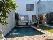 D Casa minimalista pequeño fraccionamiento de 4 casas...