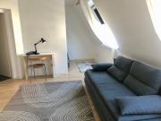 Dachgeschoß, 1,5 Zimmer + Küche, vollmöbliert, renoviert