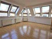 DACHGESCHOSS, AUGARTEN NÄHE, 87 m² Maisonette mit 10 m2...