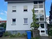 Dachgeschoss in super Lage, Balkon, leerstehend von...