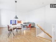 Dachgeschoss Maisonette, 65 qm, Waschmaschine, Internet