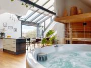 Dachgeschoss Maisonette mit Loft Charakter, Wellness...