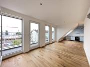 Dachgeschoss mit Balkon bei U2 / Top 14 Wärmepumpe