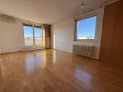 DACHGESCHOSS + PERFEKT für Zwei + 25m² TERRASSE + nächst...