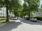 Dachgeschoss • ruhige Lage • 2 Zimmer • viel Grün •... Dachgeschoss • ruhige Lage • 2 Zimmer • viel Grün •...