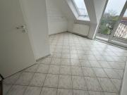 Dachgeschoss Süd Balkon große Zimmer uv.m Dachgeschoss Süd Balkon große Zimmer uv.m