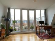 Dachgeschoss Wohnung mit Balkon & Klimaanlage in...
