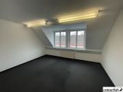 Dachgeschoßbüro mit Terrasse beim Belvedere