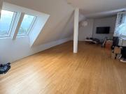Dachgeschosswohnung 72m2 mit Terrasse und Garage in...