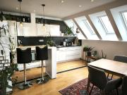 Dachgeschosswohnung beim Augarten – Stil, Komfort & Top Lage