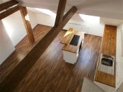 Dachgeschoßwohnung ideal für 3er WG in unmittelbarer TU Nähe