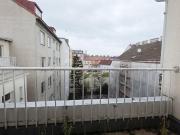 Dachgeschoßwohnung im Kreta Viertel 550m zur U1...