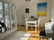 Dachgeschosswohnung mit Balkon Dachgeschosswohnung mit Balkon