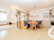 Dachgeschosswohnung mit Balkon in ruhiger aber zentraler...