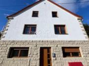 Dachgeschosswohnung mit Balkon und neu saniertem Badezimmer