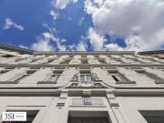 Dachgeschoßwohnung mit großer Sonnenterrasse und City...