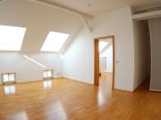 Dachgeschosswohnung mit Panoramablick und großer...