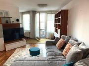 DACHGESCHOSSWOHNUNG MIT TERRASSE, POOL & GARAGE