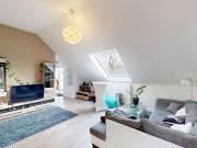 Dachperle mit traumhaftem Blick ins Grüne und Einzelgarage