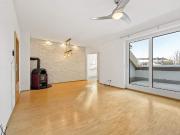 Dachterrassenwohnung mit 3 Zimmer und Carport