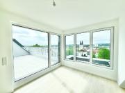 DACHTRAUM ERSTBEZUG mit großer TERRASSE + GARTEN +...