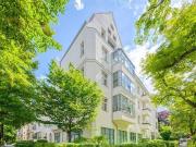 Dachwohnung mit Spitzbogengalerie und Garagenstellplatz...