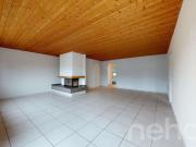 Dachwohnung mit Weitsicht, Cheminée und ausbaubarem...