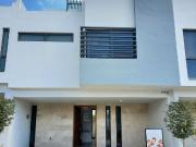 DALE A TU FAMILIA LO QUE MERECE RESIDENCIA AL SUR