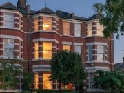 Dalgarno Gardens, North Kensington, 6 Bedroom Terraced