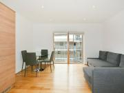 Dalston Lane, London E8, 2 bed flat to rent, £2,600 pcm...