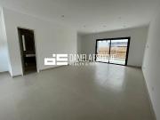 Daniela Esteche Realty & Home