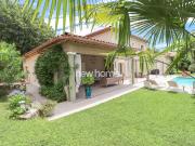Dans la campagne provençale: Maison d'architecte...