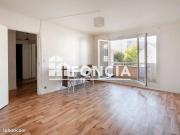 Dans le centre ville de Longjumeau ce deux pièce de 49m2...