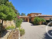 Dans le charmant village de Chateauneuf Grasse, niché au...