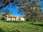 Dans les hauteurs, villa sur 4072 m²