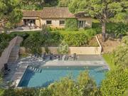 Dans l'un des quartiers les plus prisés de Ramatuelle