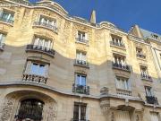 Dans un magnifique immeuble, appartement de 3/4 pieces...