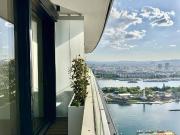 DANUBEFLATS 30. Stock: Exklusive XXL 2 Zimmer Wohnung....