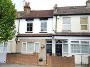 Dartnell Road, Croydon CR0, 2 bed flat to rent, £1,550...