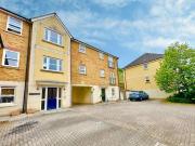 Darwin Crescent, Torquay, 2 Bedroom Flat