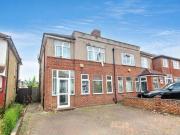 Daryngton Drive, Greenford, 3 Bedroom Semi detached