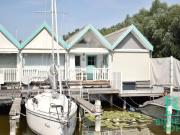 Das Leben genießen direkt am Wasser! Badehaus mit...