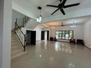 DATO ONN Terrace House Near Ciq 4 Bed 3 Bath Low Deposit