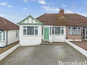 David Drive, Romford, 3 Bedroom Bungalow