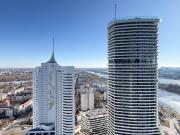 DC2 Panoramablick inklusive – Wohnen direkt an der Donau